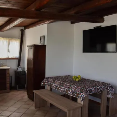 Casale Rustico Con Piscina Ad Uso Esclusivo - Climatizzata - Wi-fi * Casa della Contessa
