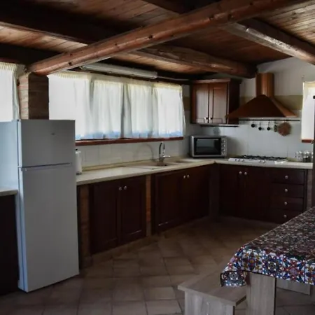 펜션 Casale Rustico Con Piscina Ad Uso Esclusivo - Climatizzata - Wi-fi