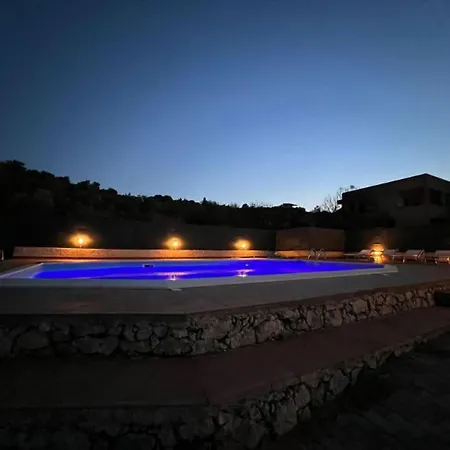 Casale Rustico Con Piscina Ad Uso Esclusivo - Climatizzata - Wi-fi 펜션 Casa della Contessa